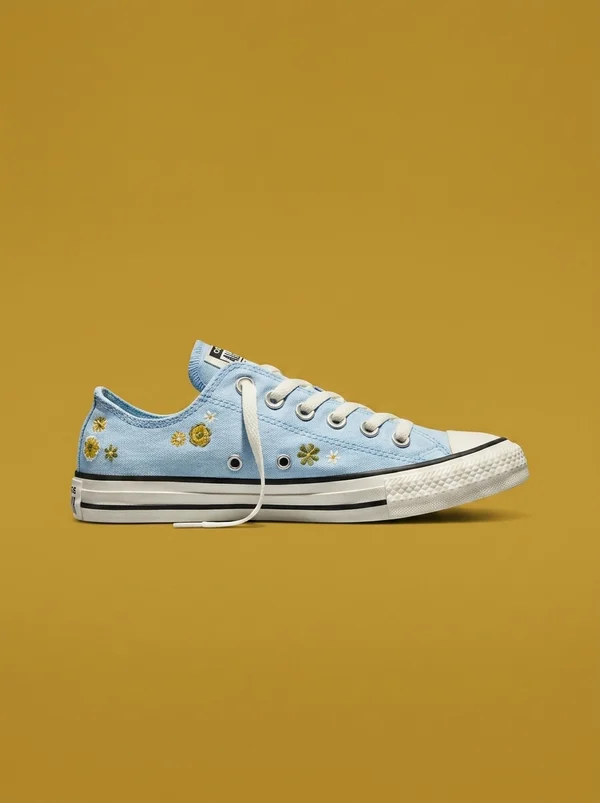 Converse Chuck Taylor All Star Embroidered Florals Clear Skies/Bright Outlook