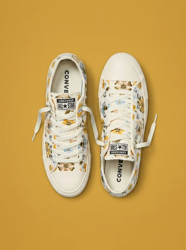 Converse Chuck Taylor All Star Retro Flowers Egret/Bright Outlook