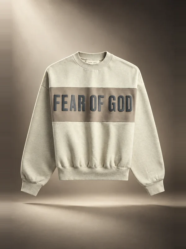 Fear of God Essentials Cropped Relaxed Paneled Sweatshirt - Vanilla Heather / Seal