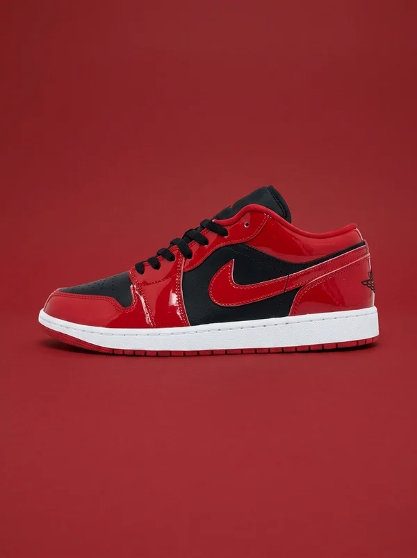 Air Jordan Retro 1 Low SE Casual Shoes