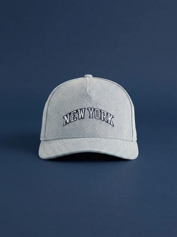 Kith & New Era for the New York Knicks Denim 9Forty M Crown Snapback - Mid Indigo