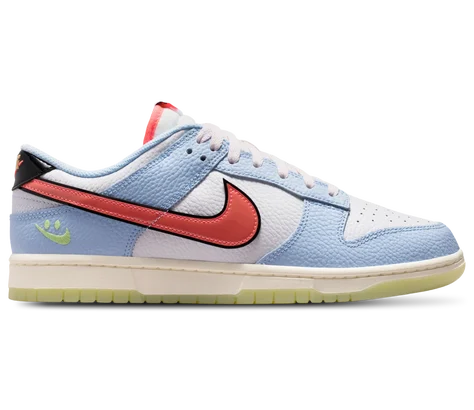 Nike Dunk Low Patent Leather