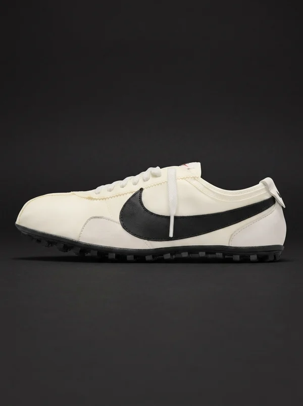 Nike Moon Shoe Soft Pearl Black