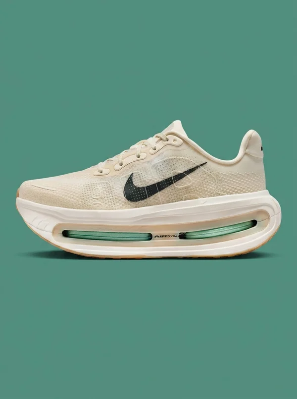 Nike Vomero Premium Pale Ivory / Sanddrift