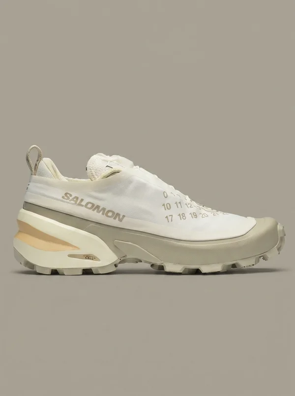 Salomon Cross MM6 Maison Margiela Dust Vanilla Ice
