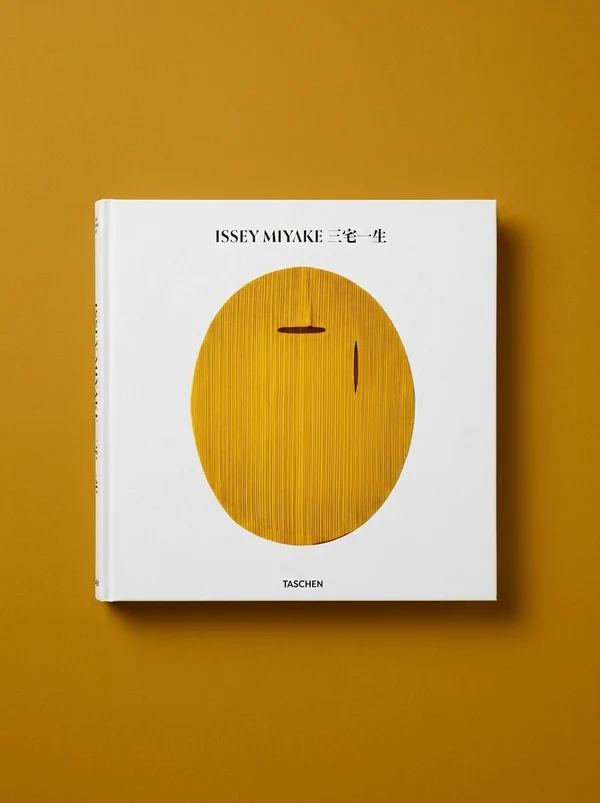 TASCHEN Issey Miyake